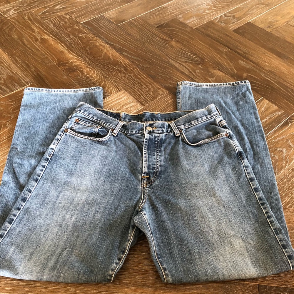 MENS LUCKY BRAND Jeans!!